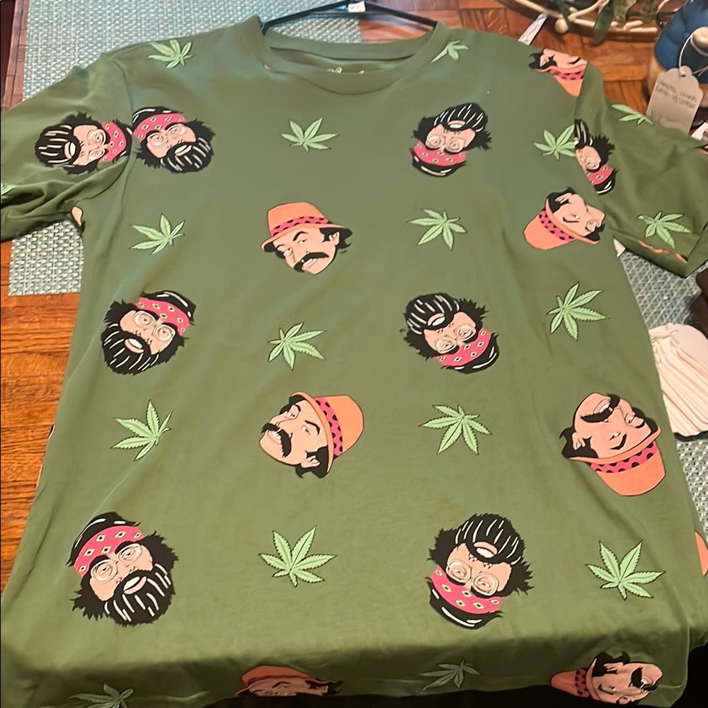 Cheech and Chong Graphic T-Shirt with Faces and Leaves - Picture 2 of 4
